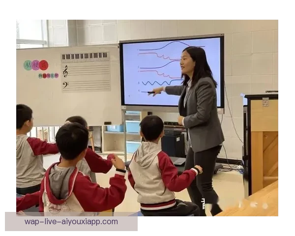 聚焦央视直播足球教学打造全民科学训练新课堂实战提升体系与青少年成长